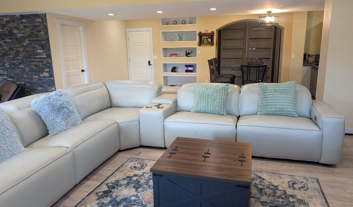 Photo of Livingroom in Castle Rock