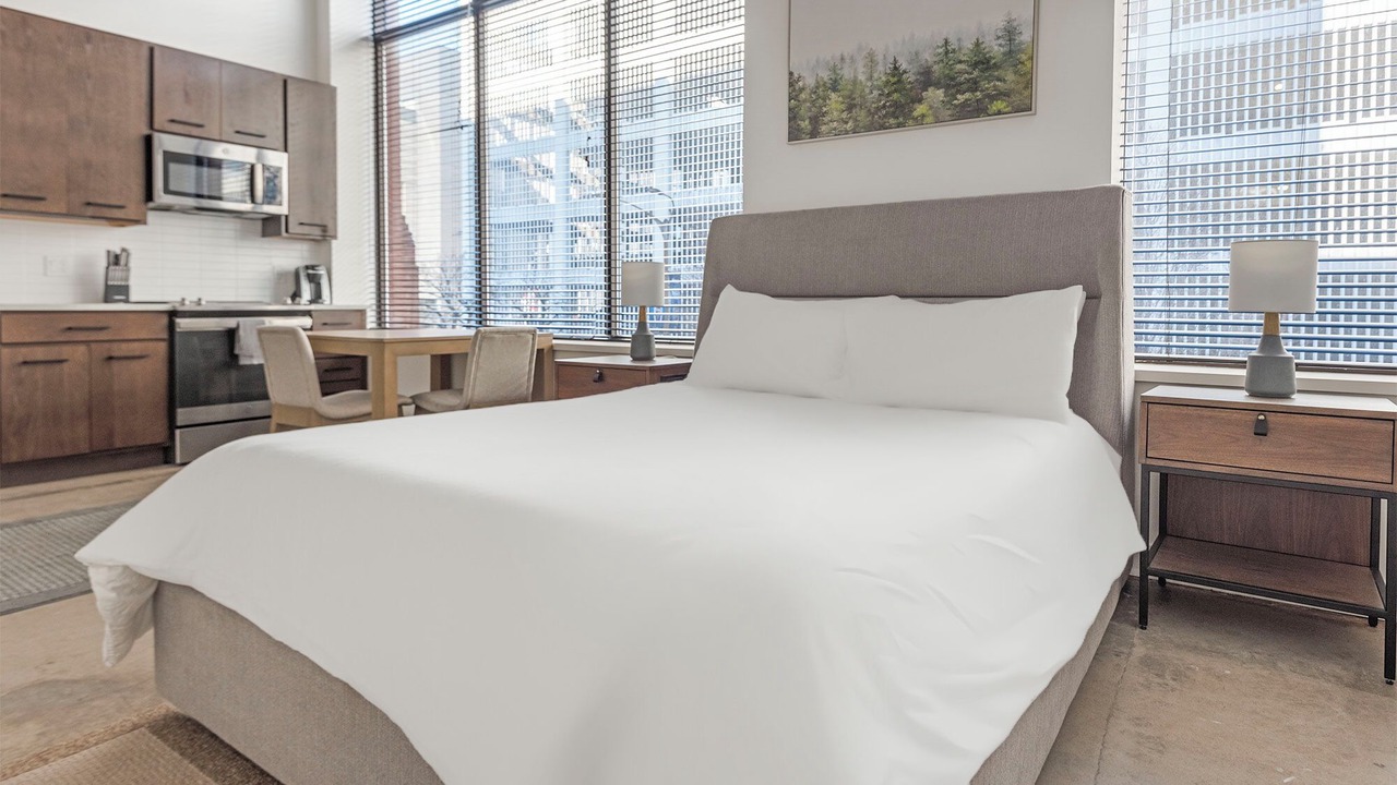 Photo of Bedroom in Central City