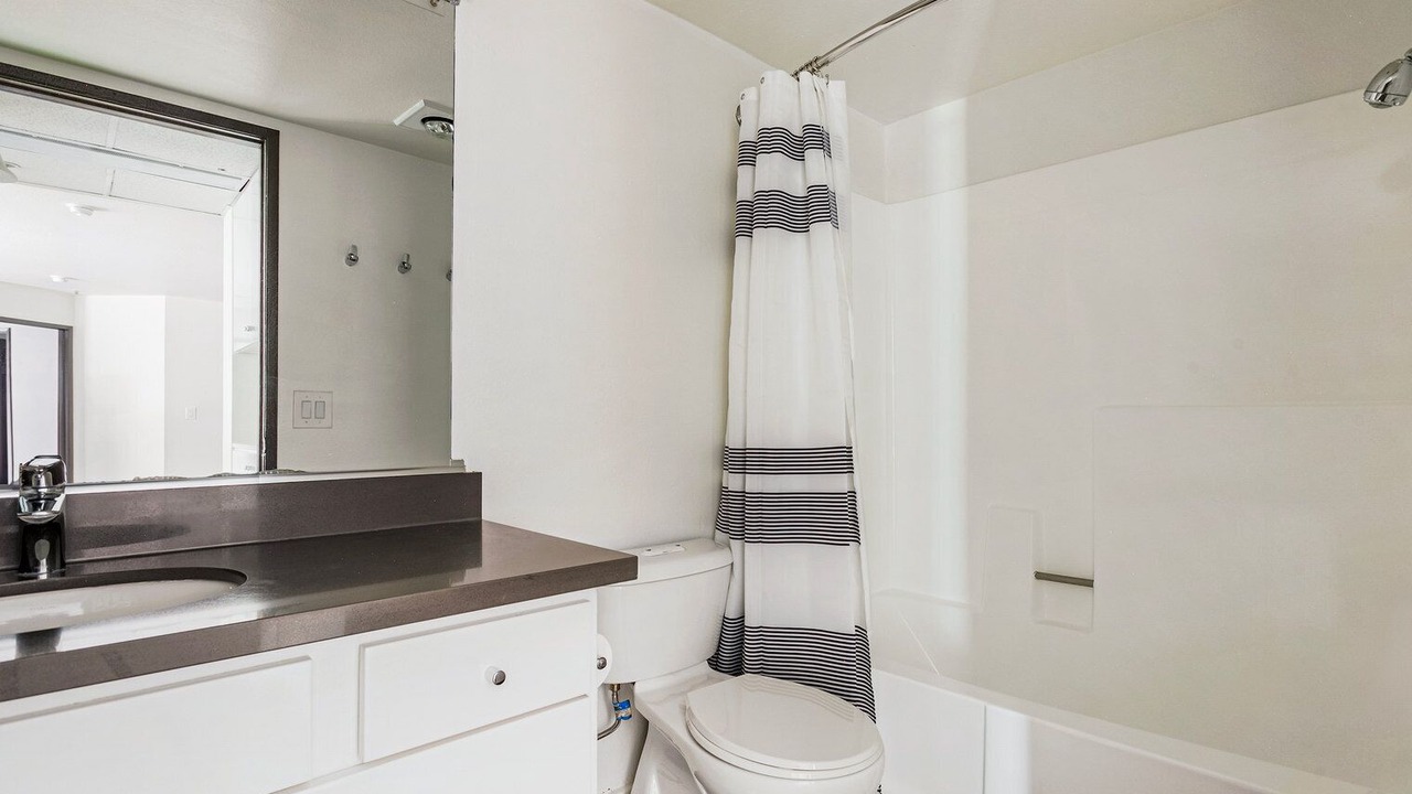 Photo of Bathroom in Studio City
