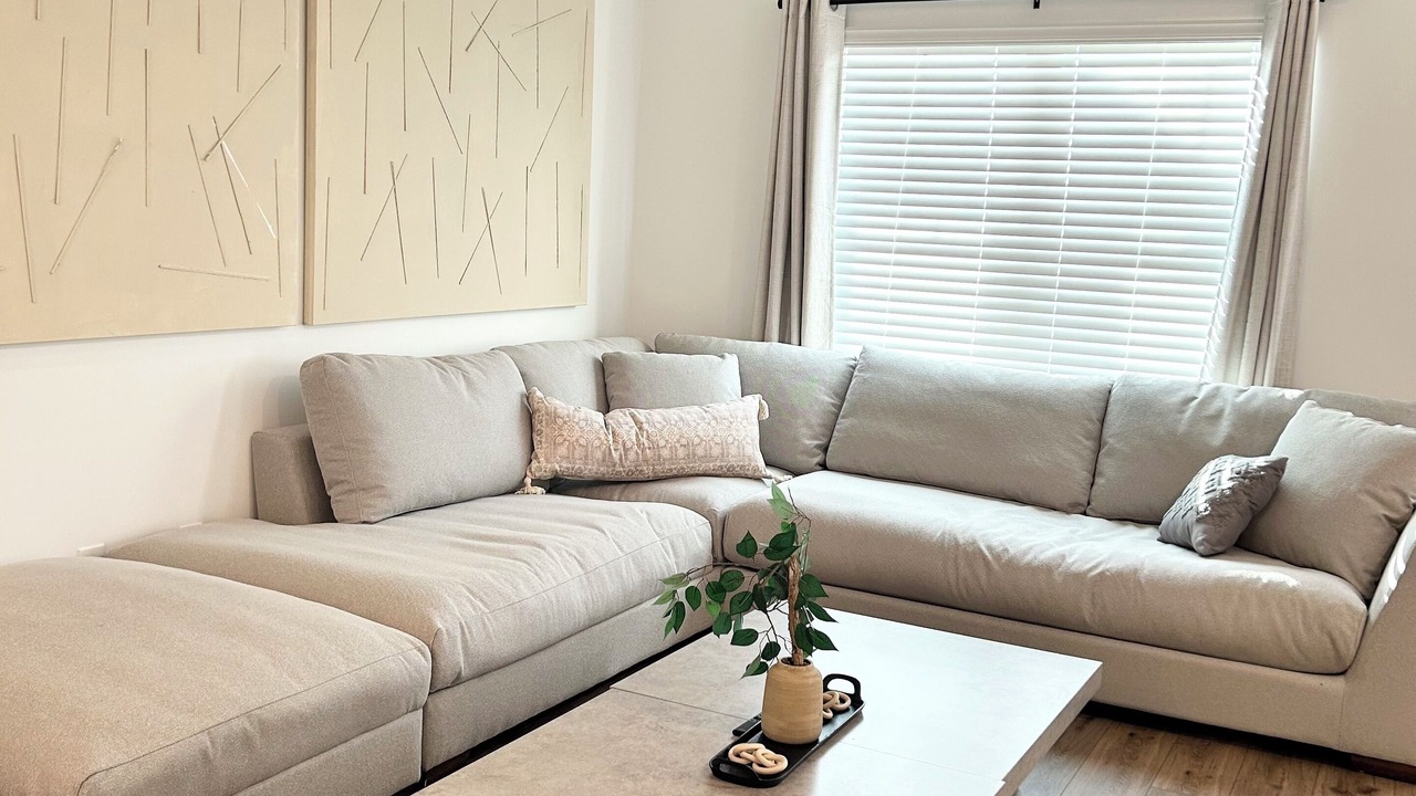 Photo of Livingroom in Normal