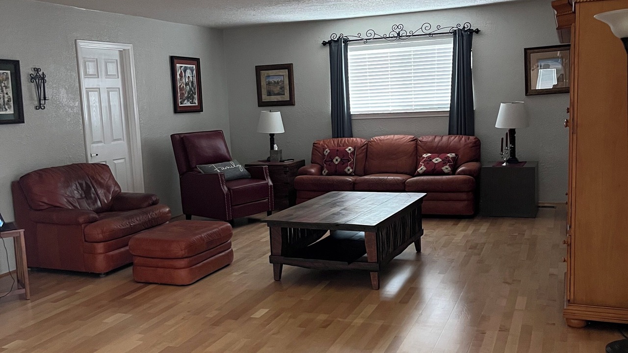 Photo of Livingroom in Rio Rancho