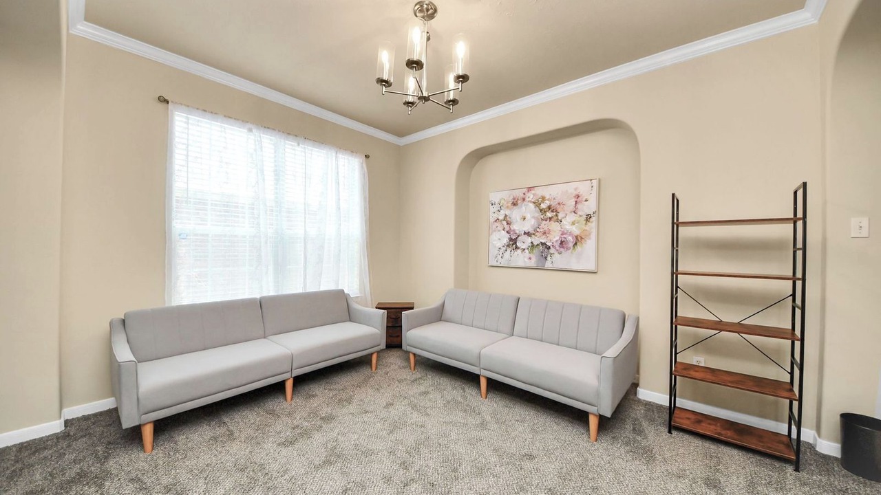 Photo of Livingroom in Fresno