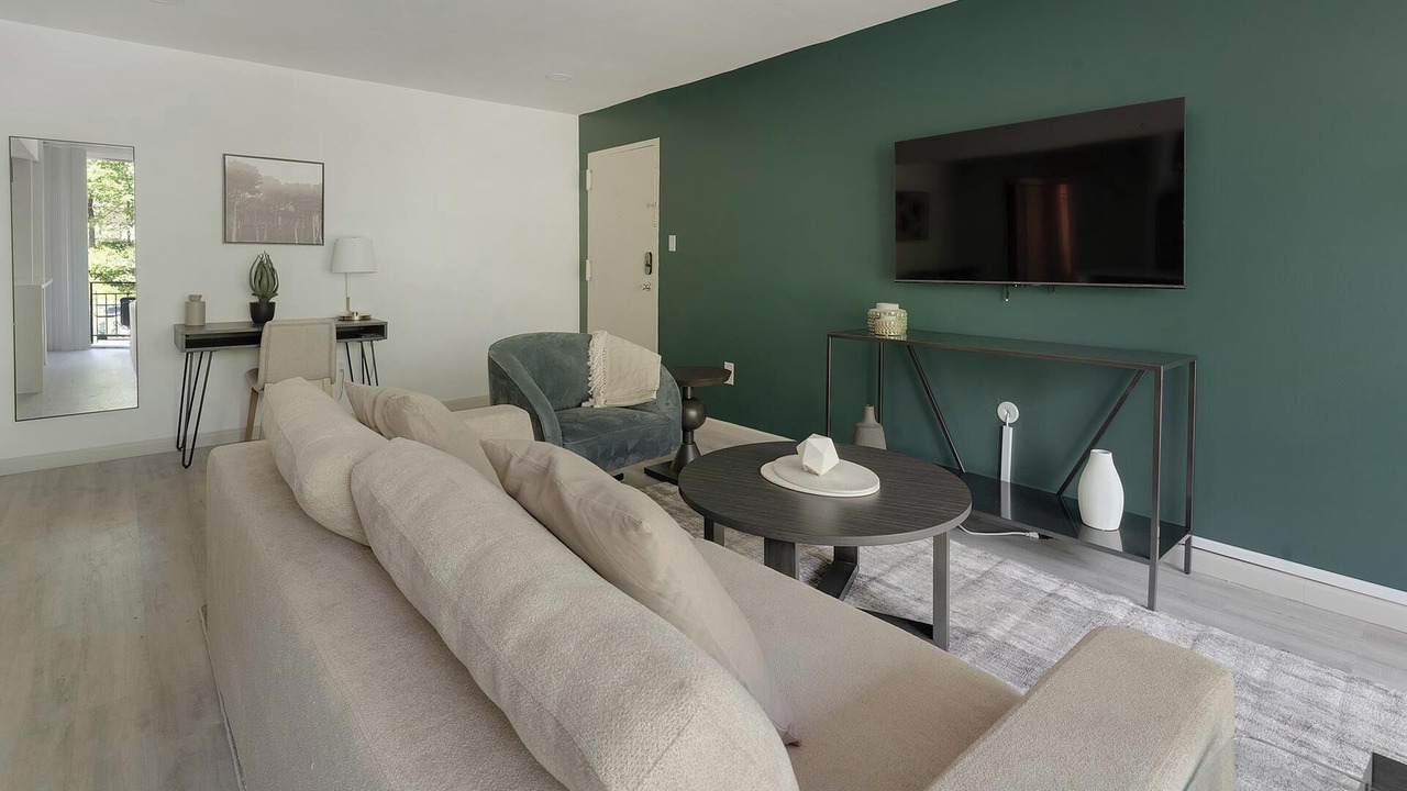 Photo of Livingroom in Greenbelt