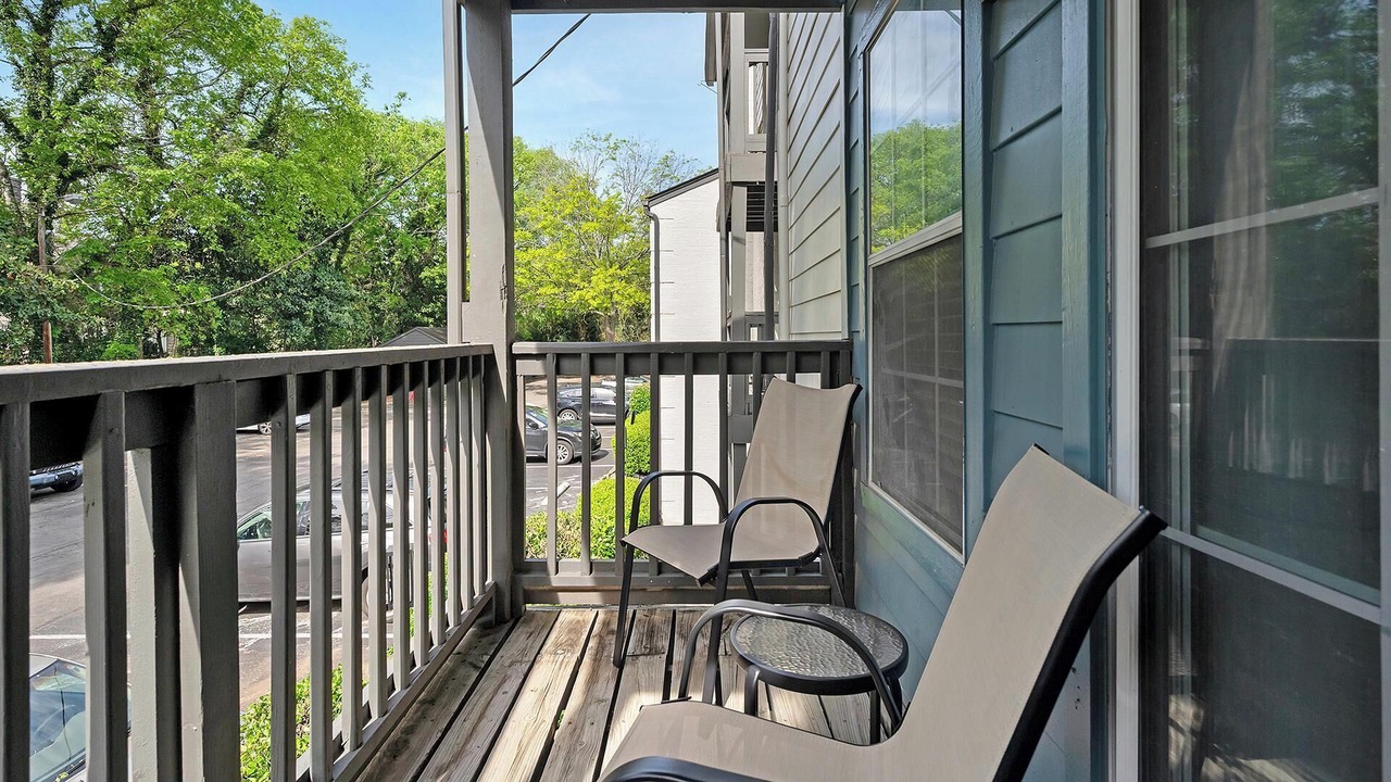 Photo of Outdoor in Green Hills