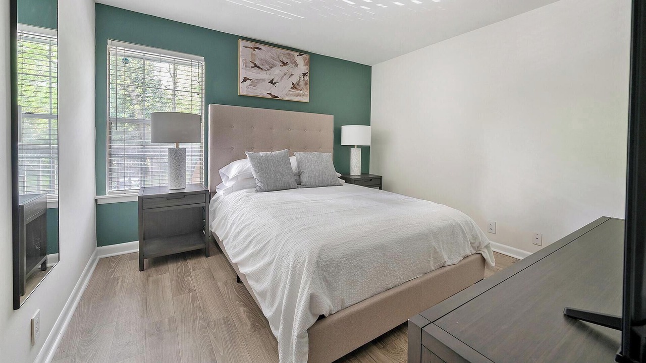 Photo of Bedroom in Green Hills