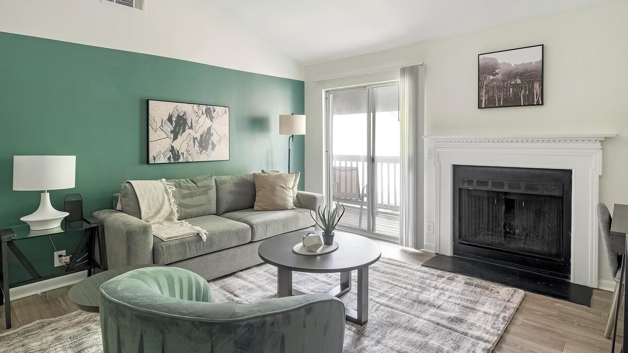 Photo of Livingroom in Green Hills