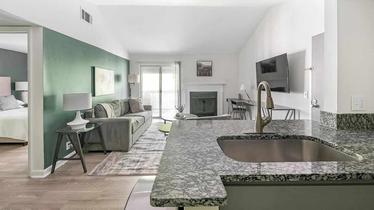 Photo of Livingroom in Green Hills