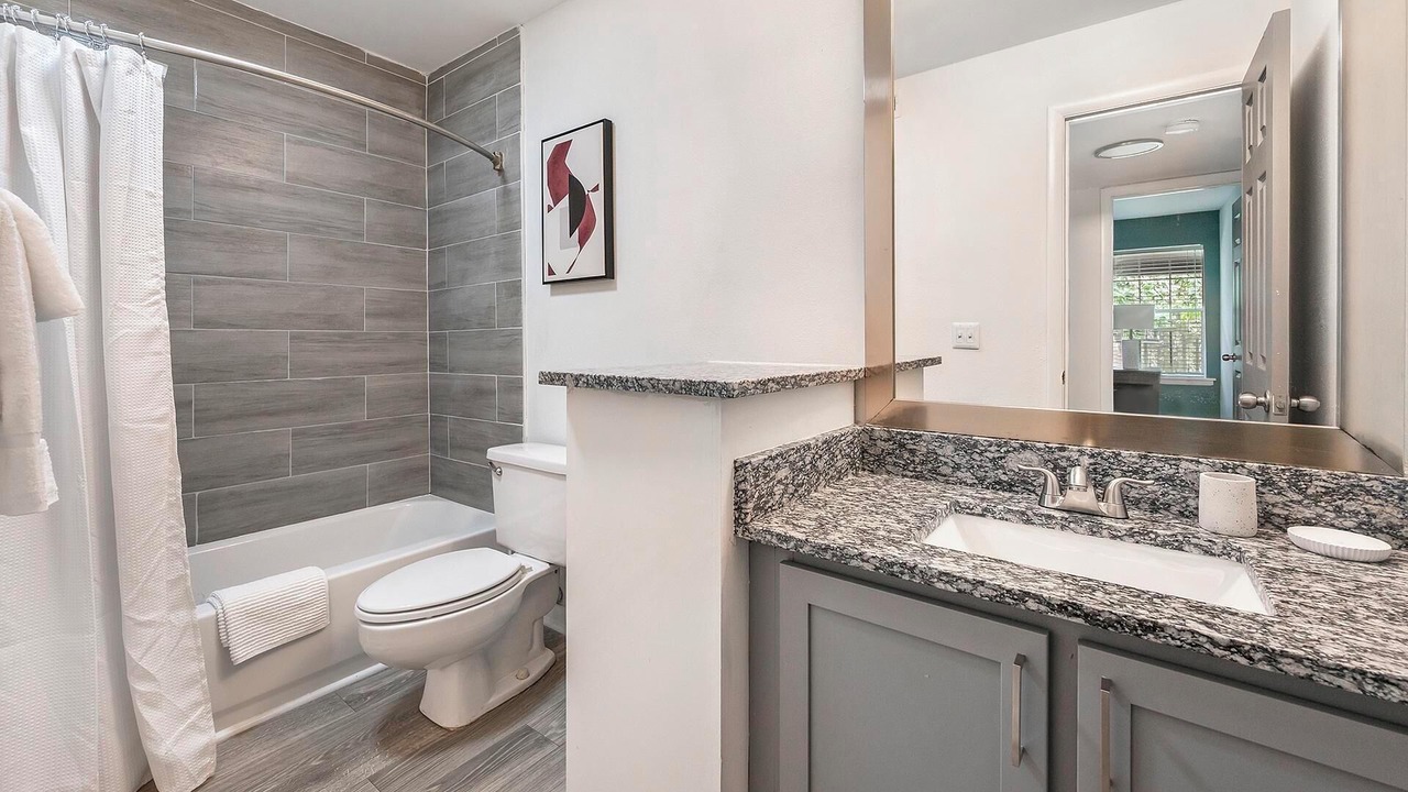Photo of Bathroom in Green Hills