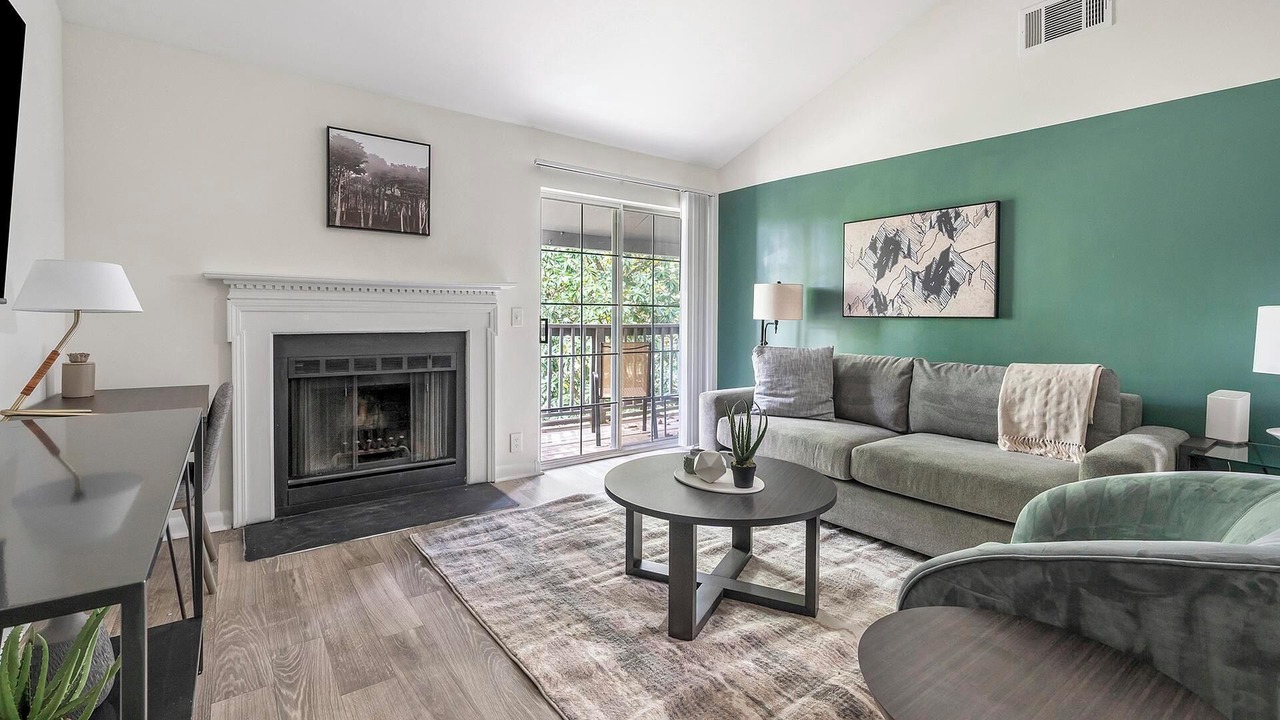 Photo of Livingroom in Green Hills