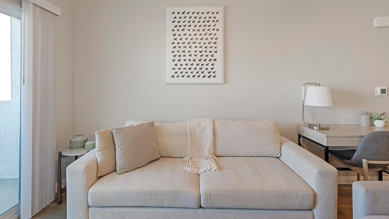 Photo of Livingroom in Townsite