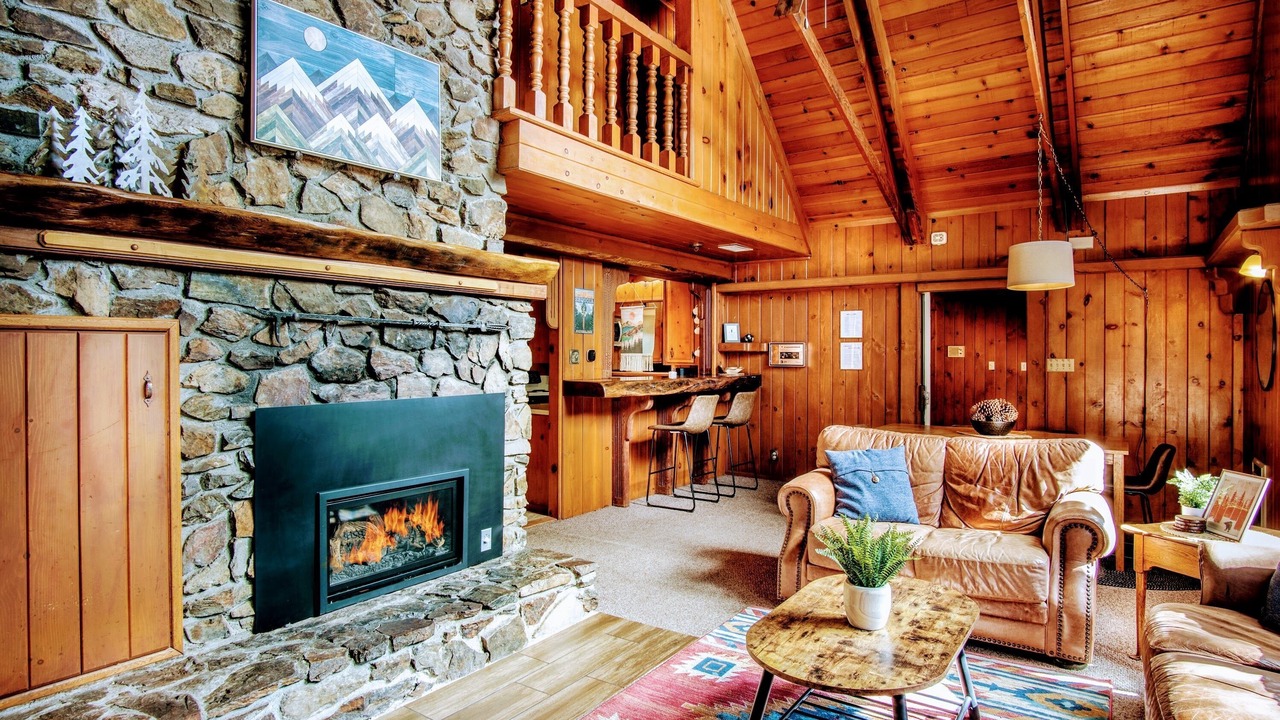 Photo of Livingroom in Ponderosa