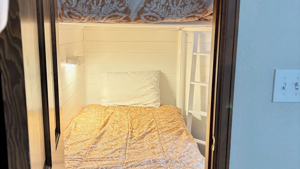 Photo of Bedroom in Old Town