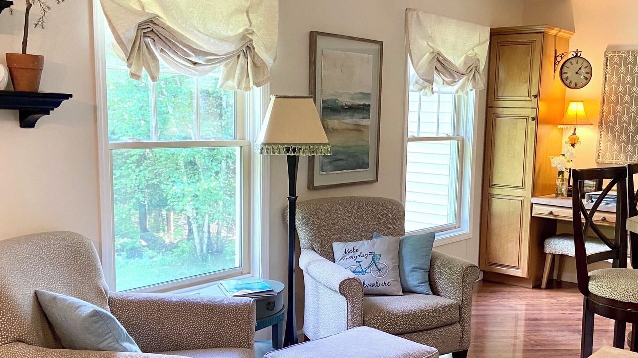 Photo of Livingroom in St Ignace