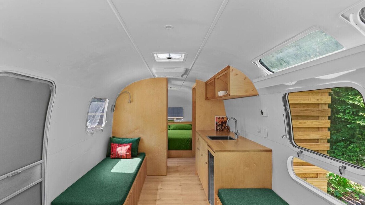 Photo of Bedroom in Delancey