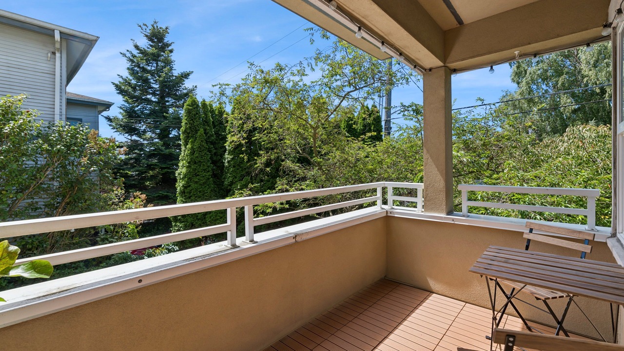 Photo of Patio Balcony in East Queen Anne