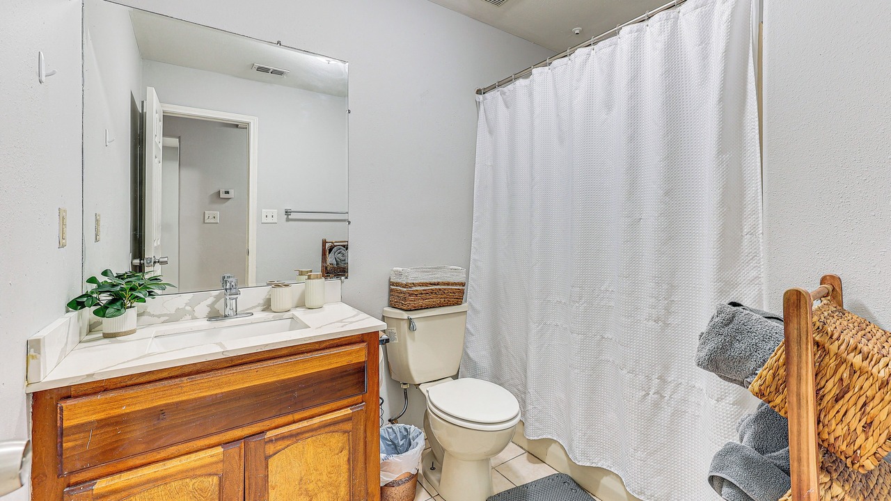 Photo of Bathroom in Palmhurst