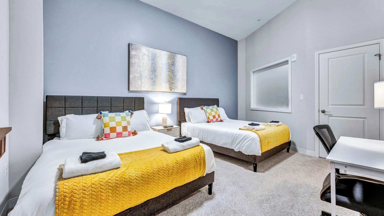 Photo of Bedroom in Gateway District