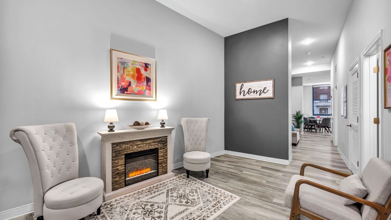Photo of Livingroom in Gateway District