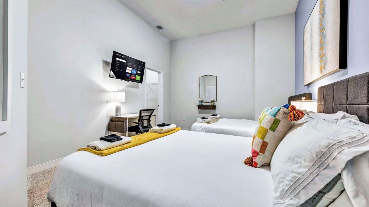 Photo of Bedroom in Gateway District