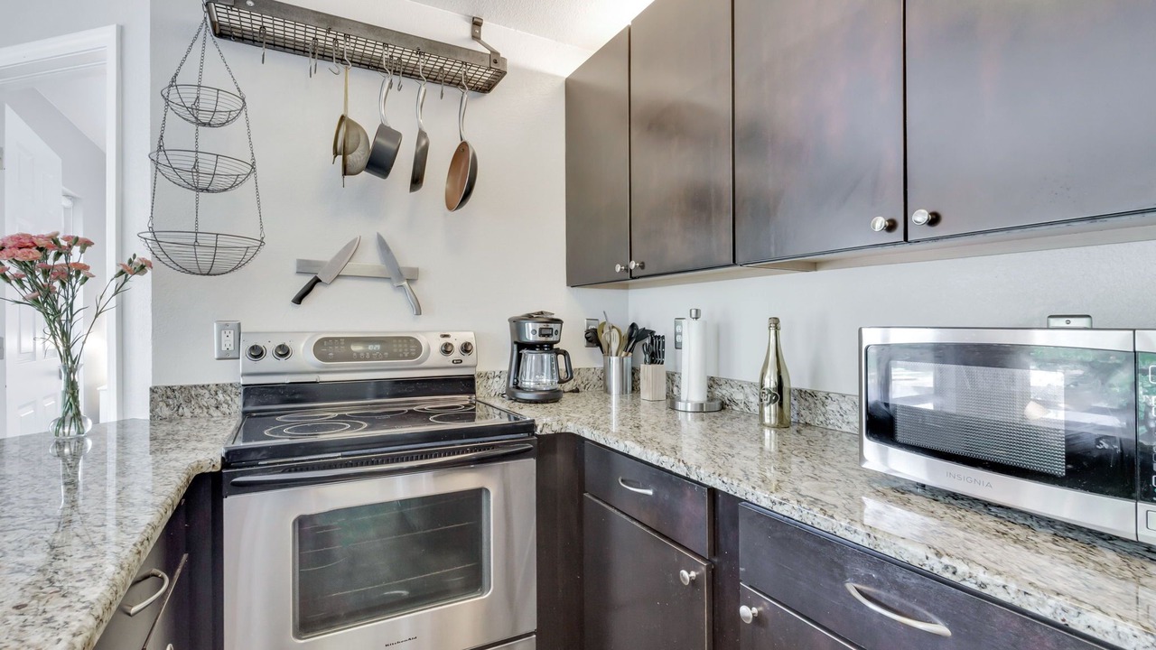 Photo of Kitchen in Glenwood Grove - North Iris