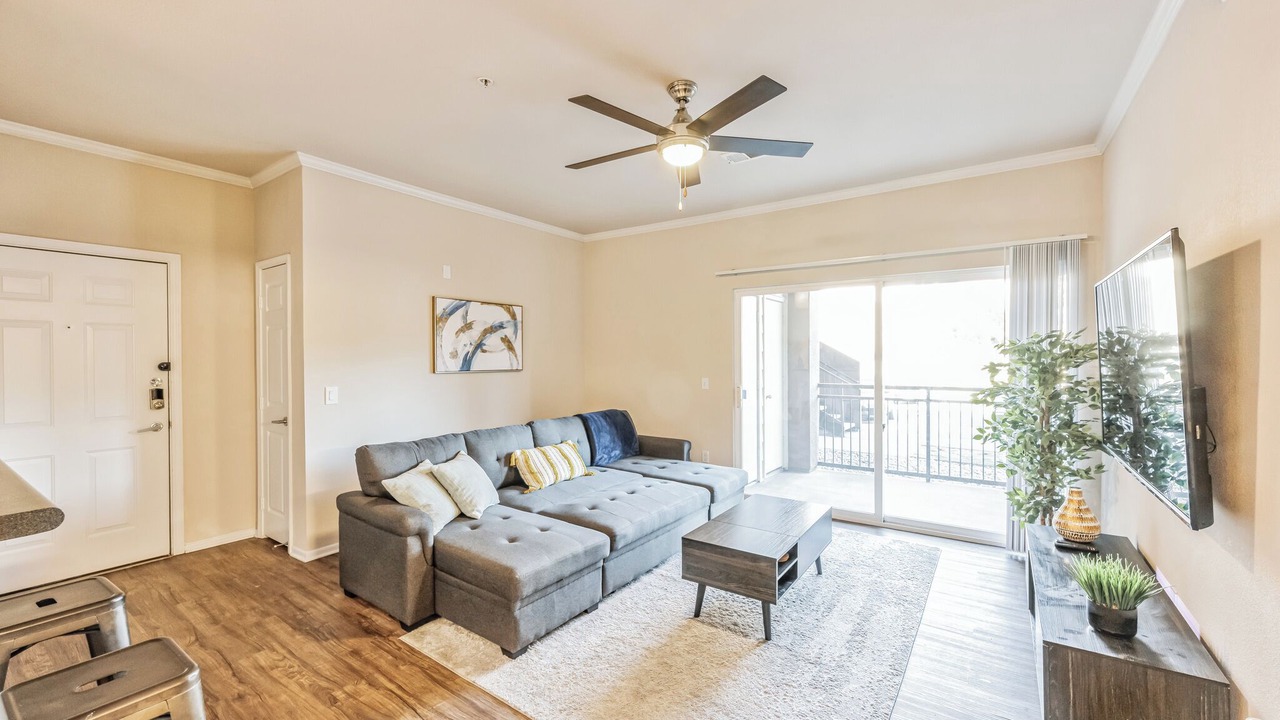 Photo of Livingroom in Castle Rock