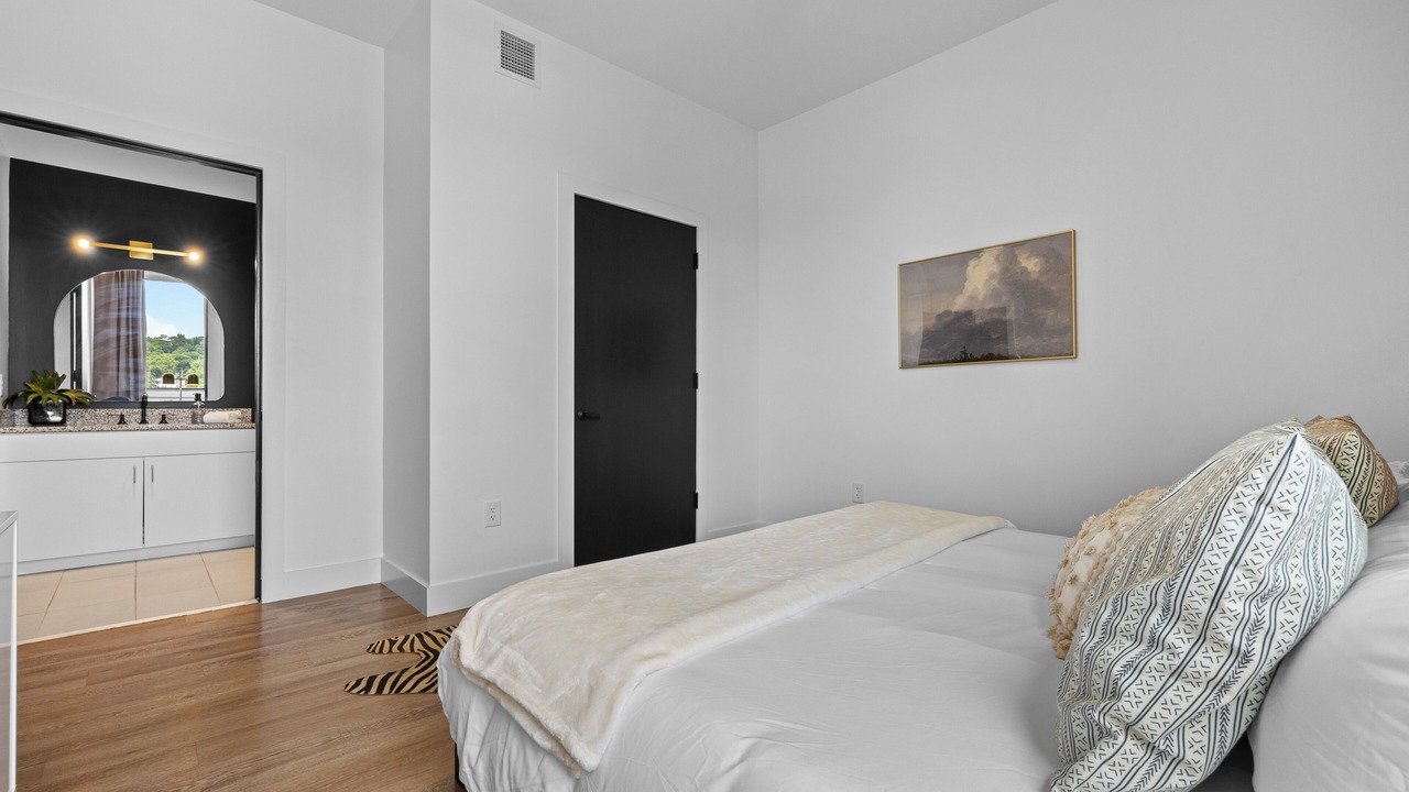 Photo of Bedroom in Woodland in Waverly