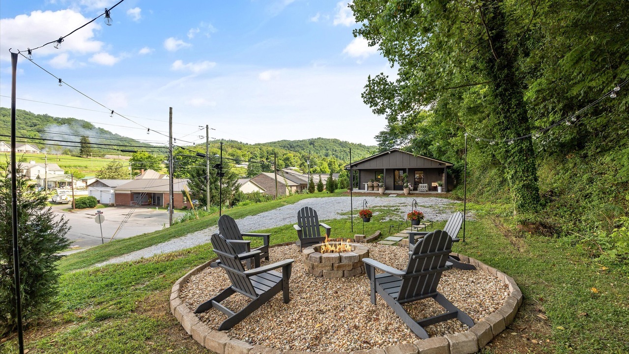 Photo of Others in Tellico Plains
