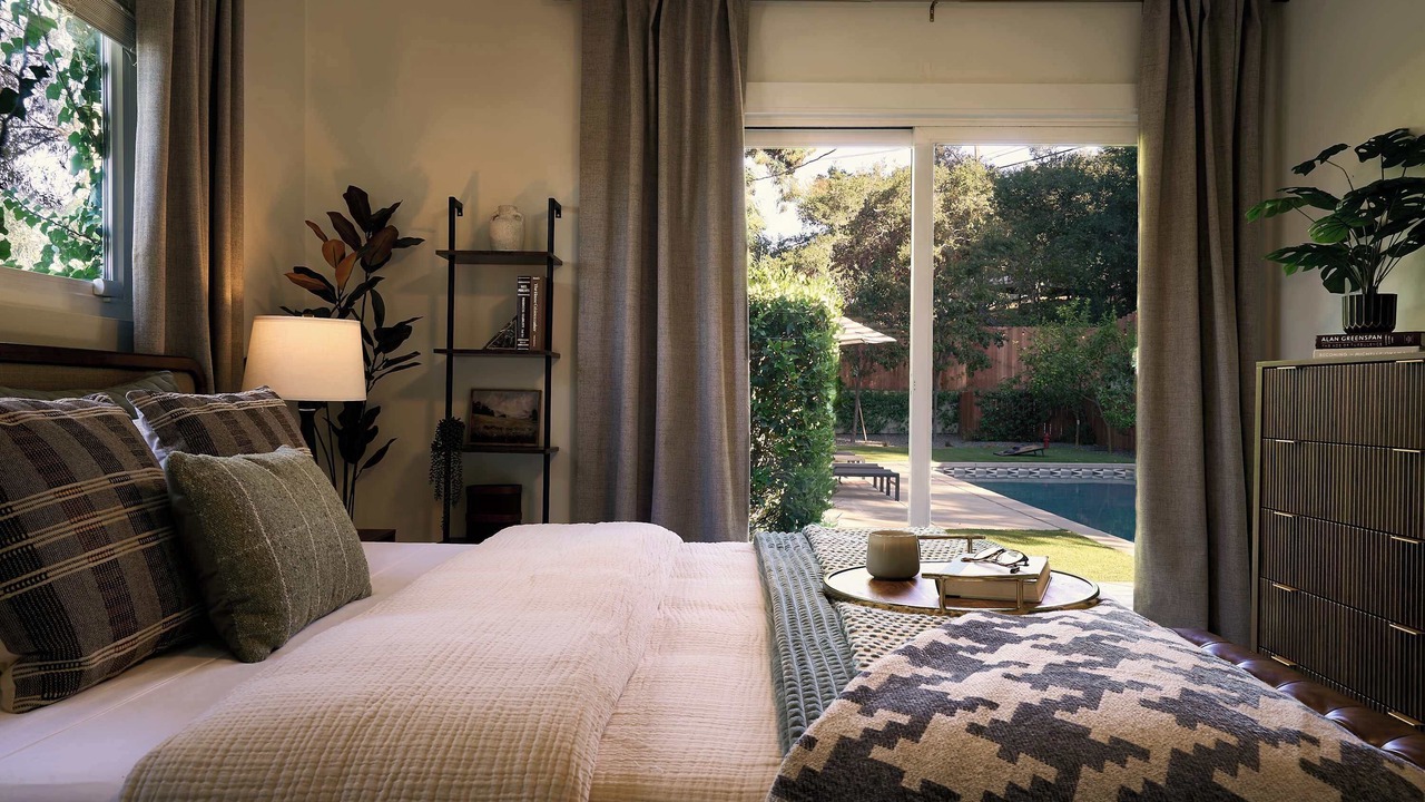 Photo of Bedroom in Hollywood Hills