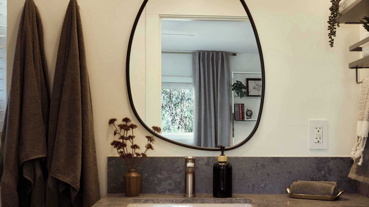 Photo of Bathroom in Hollywood Hills