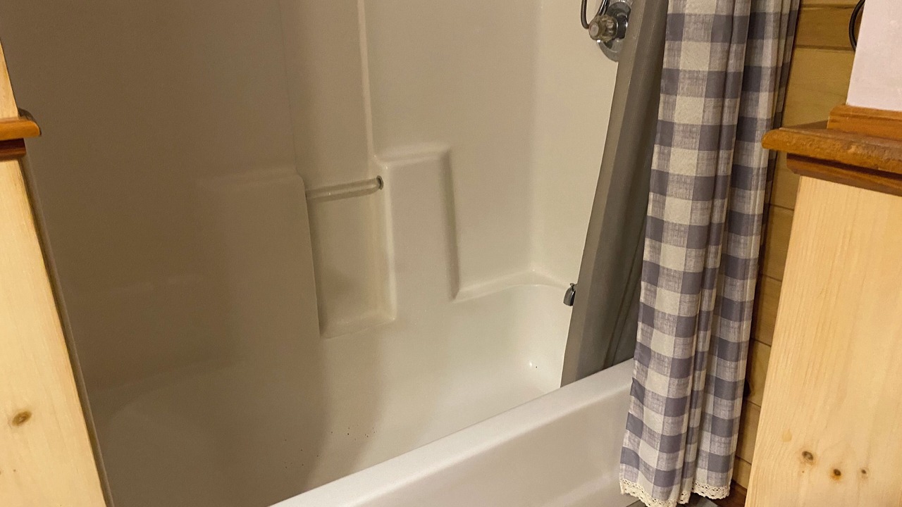 Photo of Bathroom in Day