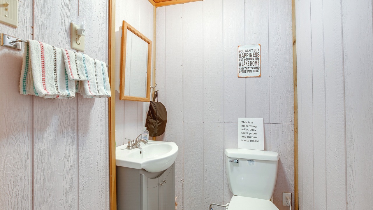Photo of Bathroom in Glouster