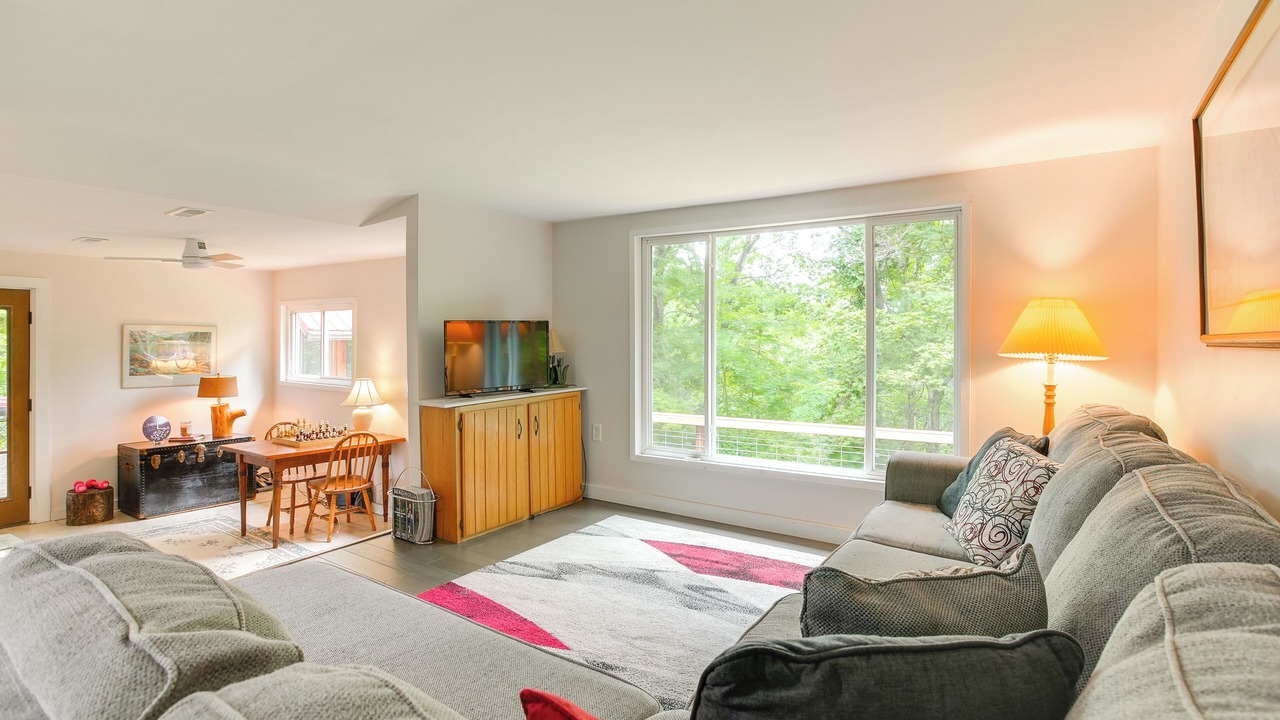 Photo of Livingroom in Glouster
