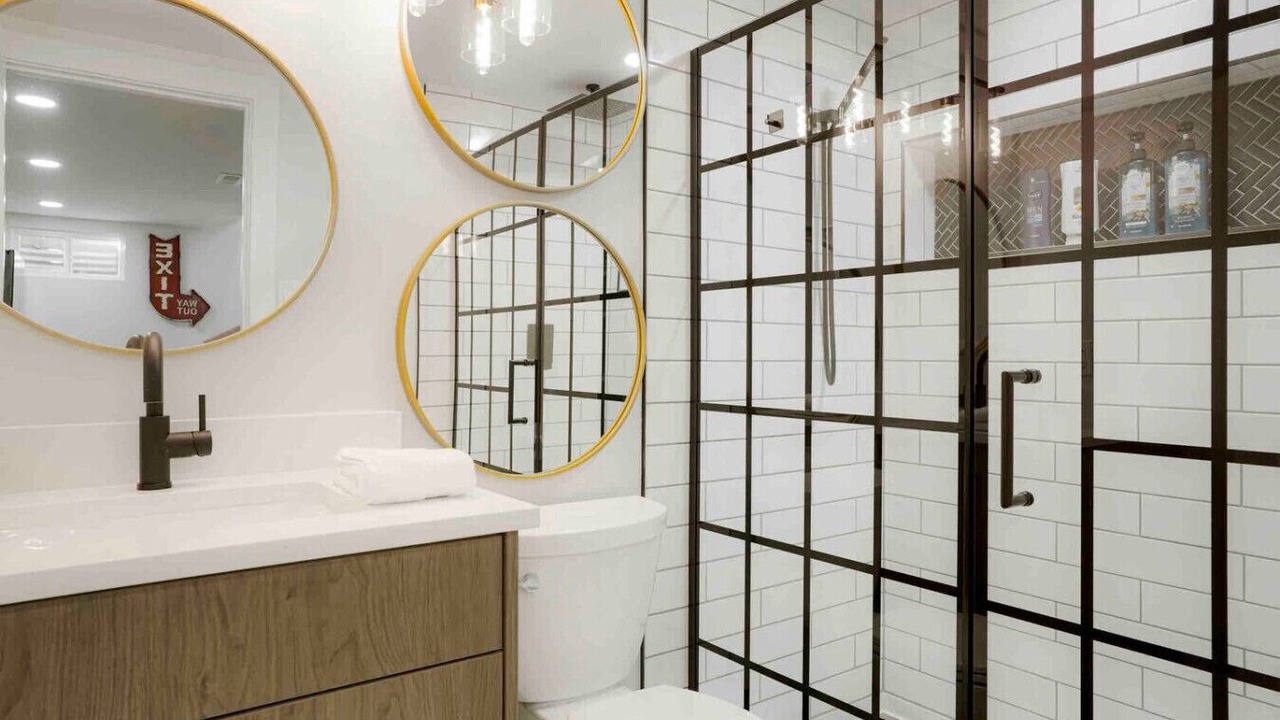 Photo of Bathroom in Aurora