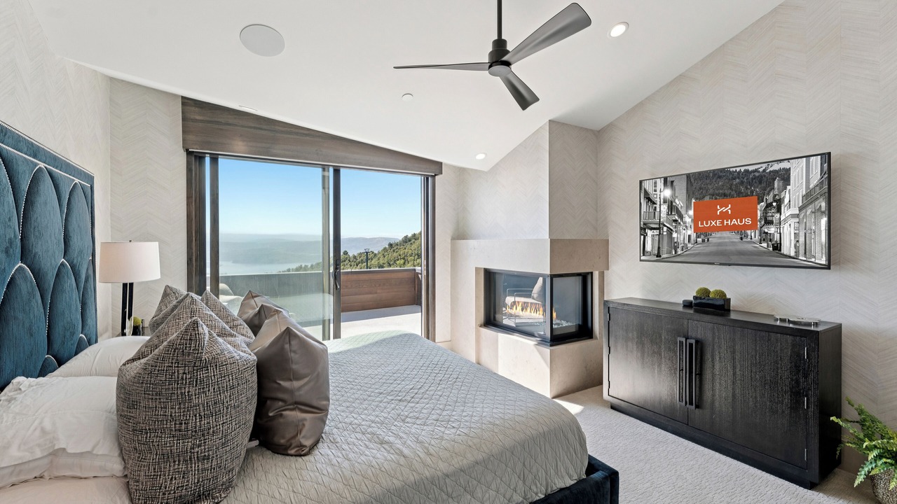 Photo of Livingroom in Deer Valley