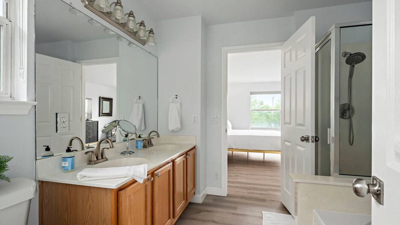 Photo of Bathroom in Cat Hollow