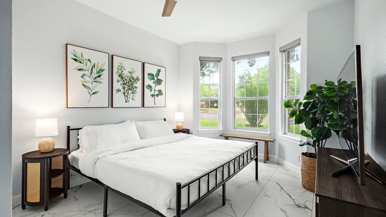 Photo of Bedroom in Cat Hollow