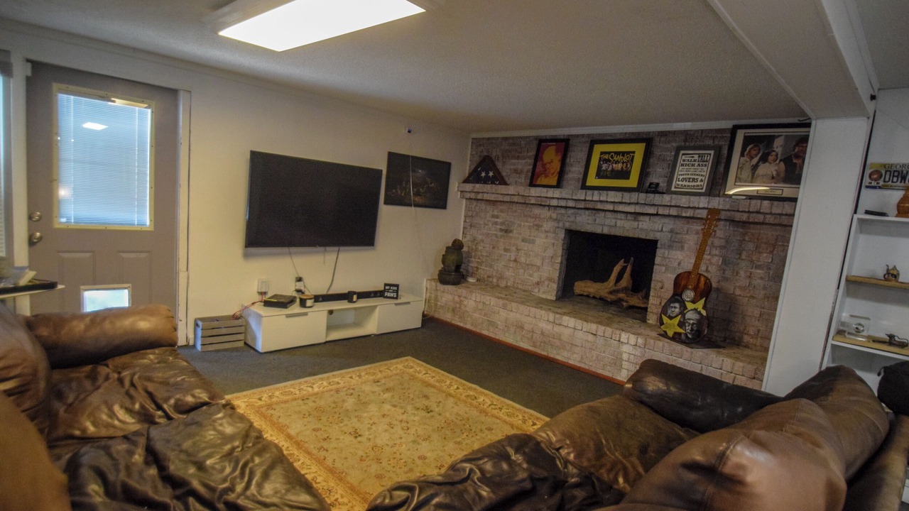 Photo of Livingroom in Charlotte Park