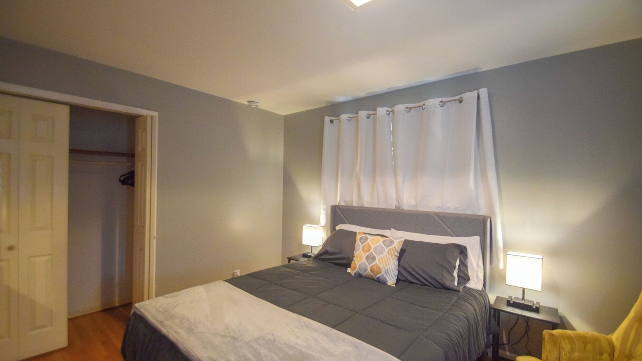 Photo of Bedroom in Charlotte Park