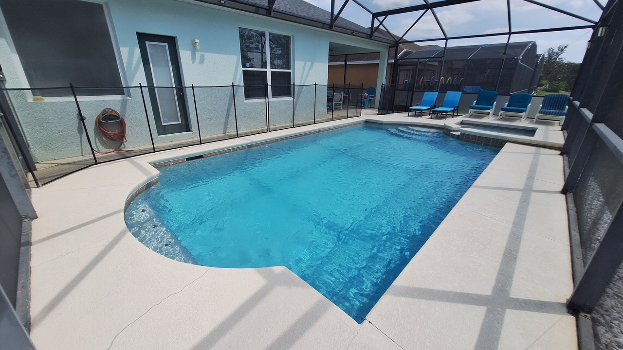 Photo of Outdoor in Orange Tree