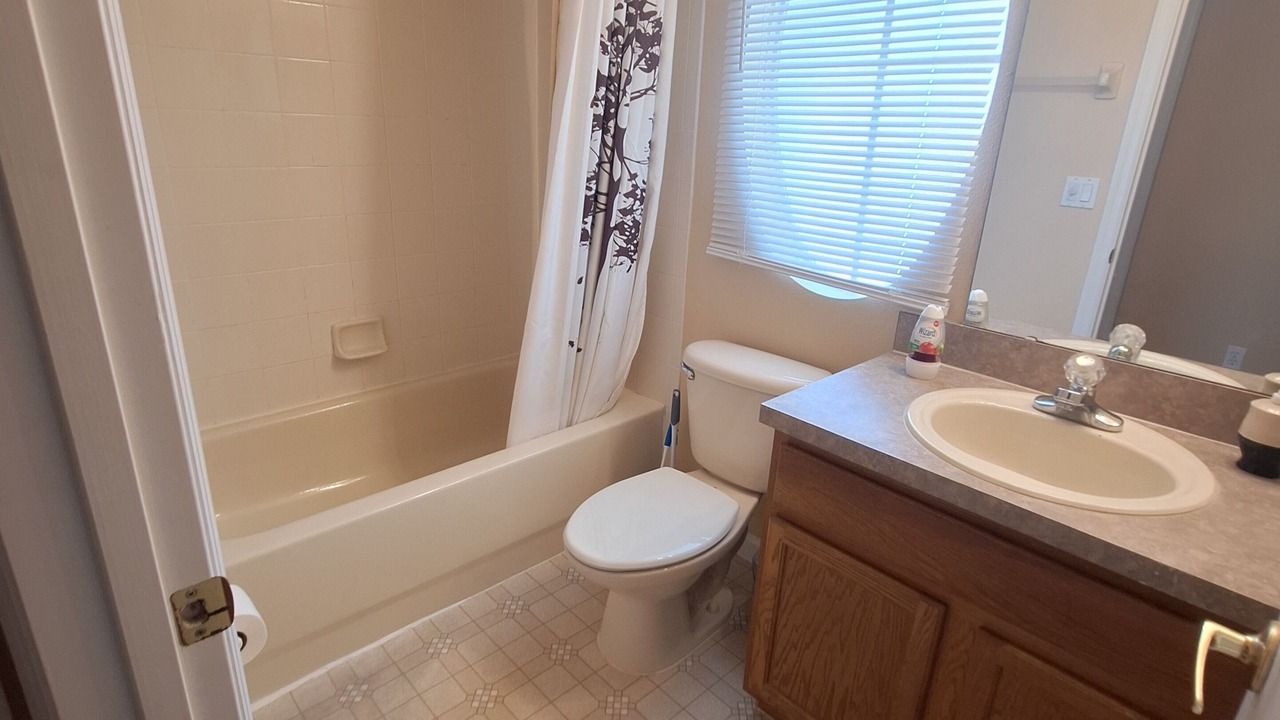 Photo of Bathroom in Orange Tree
