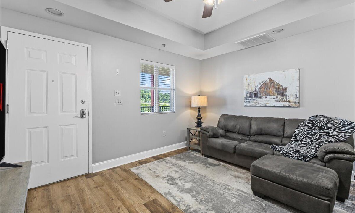 Photo of Livingroom in Bluff City