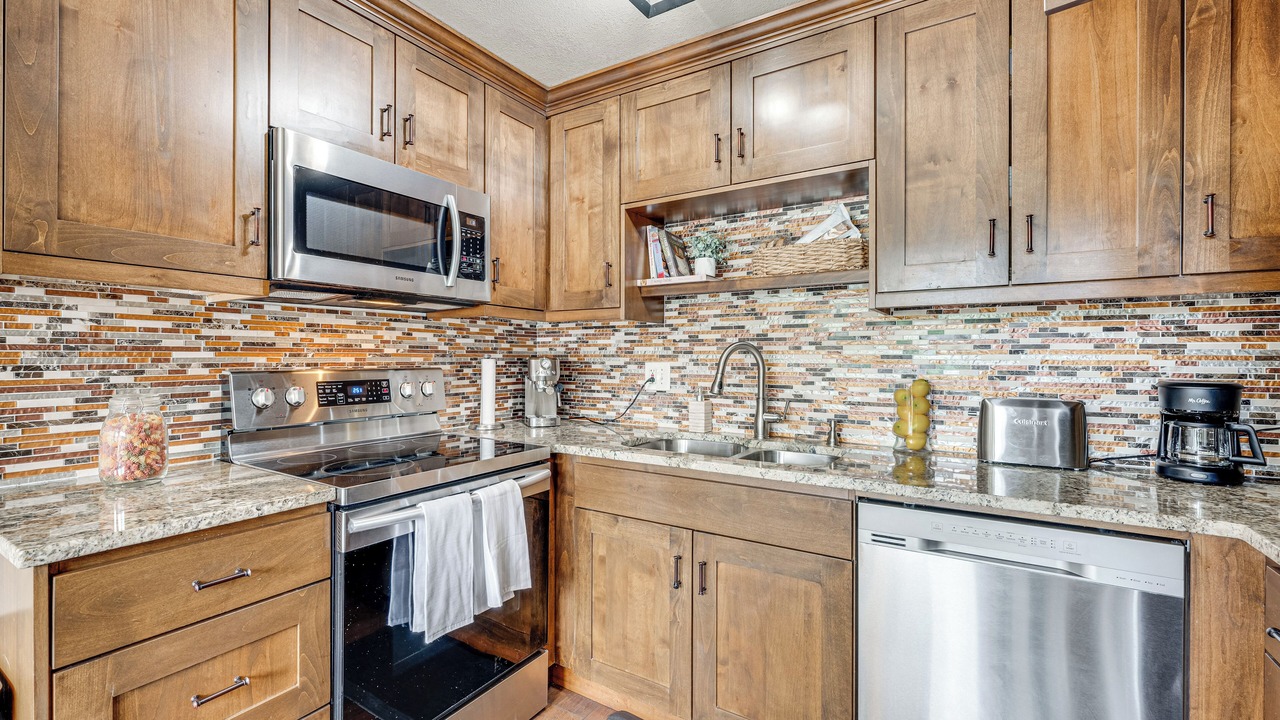 Photo of Kitchen in Glenwood Grove - North Iris
