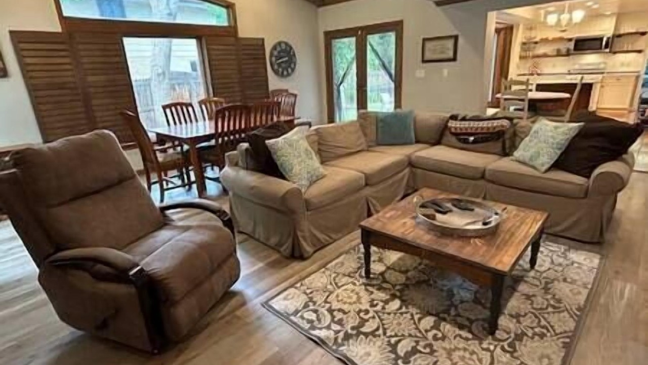 Photo of Livingroom in Northwest Arvada
