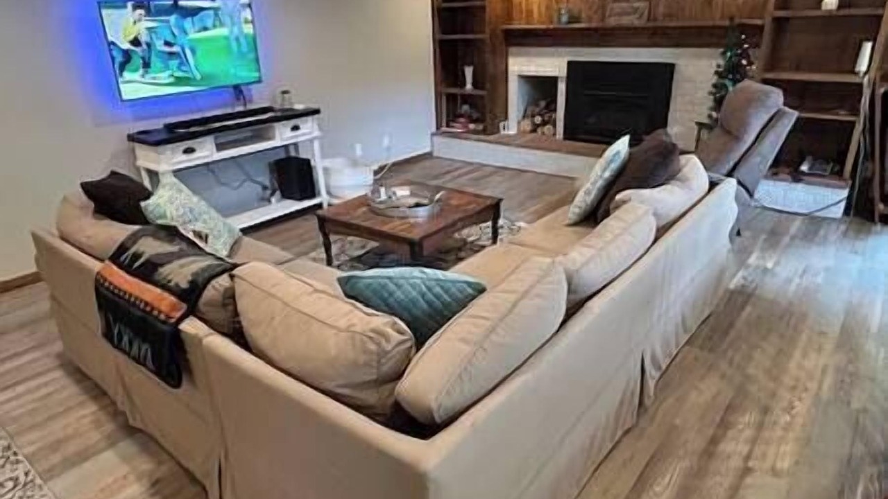 Photo of Livingroom in Northwest Arvada