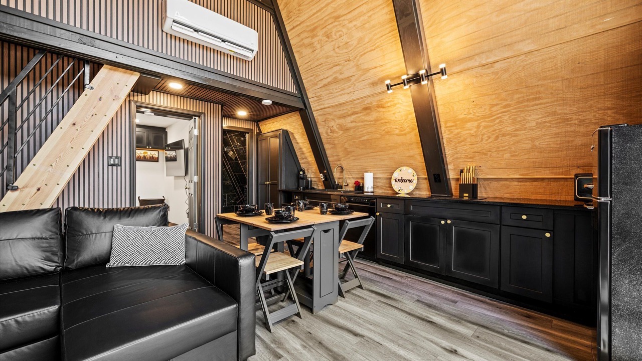 Photo of Livingroom in Hartford