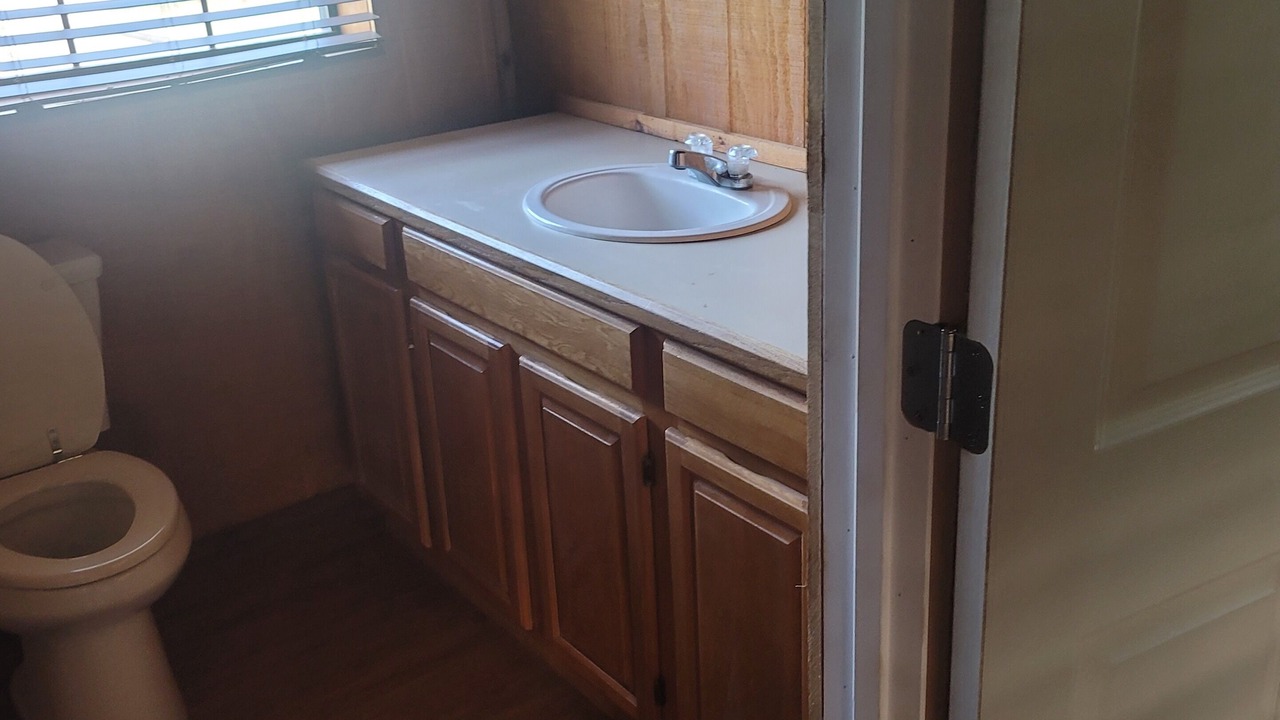 Photo of Bathroom in Justiceburg