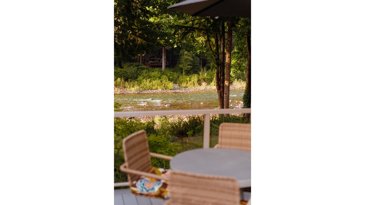 Photo of Outdoor in Gold Bar