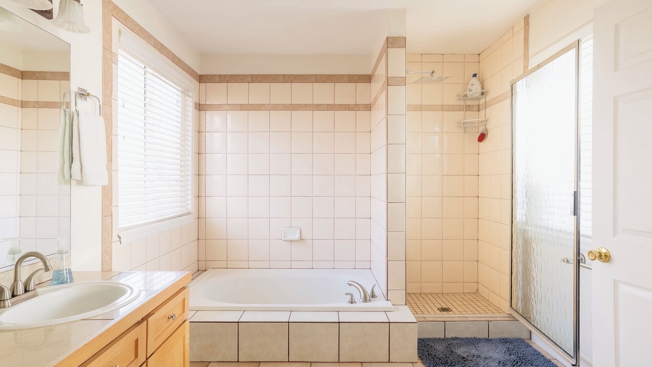 Photo of Bathroom in Curtis Park