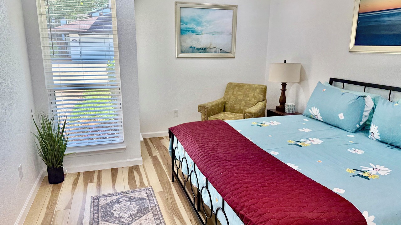 Photo of Bedroom in West Arlington