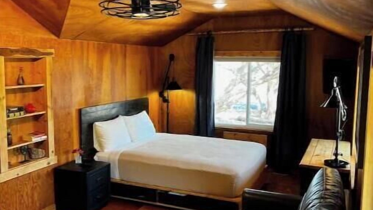 Photo of Bedroom in Apple Valley